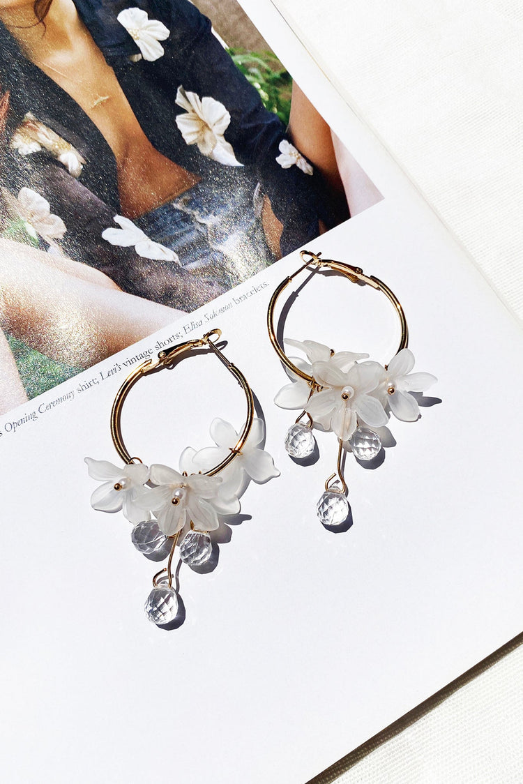 Belle Earrings // Clear | Sage and Paige.