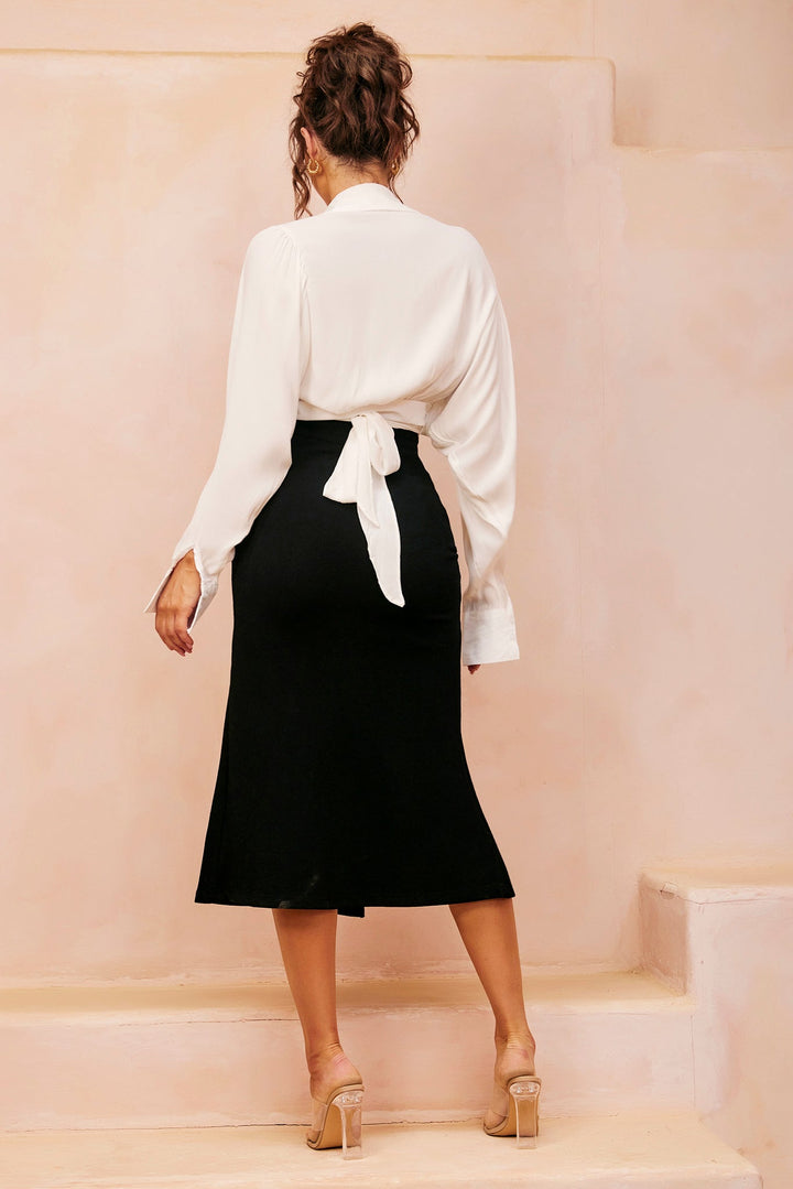 Pull Me In Midi Skirt - Black